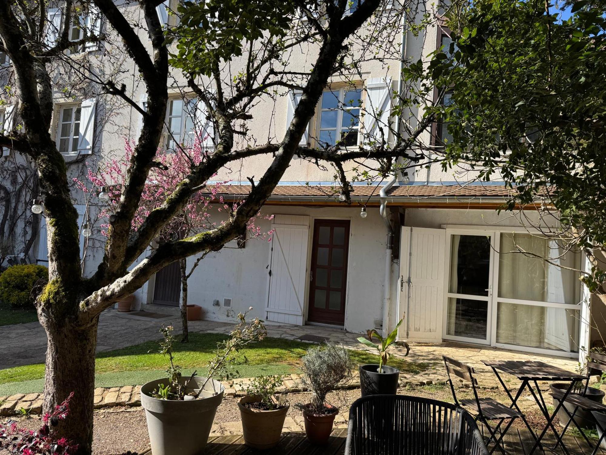 La Villa Bis Vesoul Exterior foto